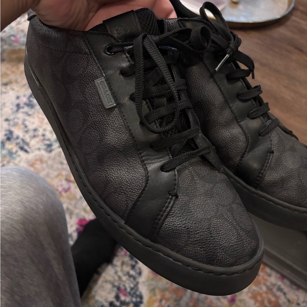 Men's Black Leather Sneakers